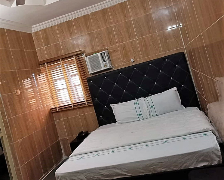 De Elite Pool Bar & Lodge